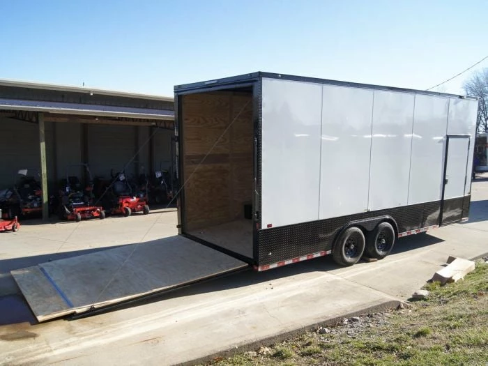 SLE Enclosed Trailers 8.5x20 White V-Nose Enclosed Trailer With Blackout Pkg (2) 5,200lb Axles - Image 6