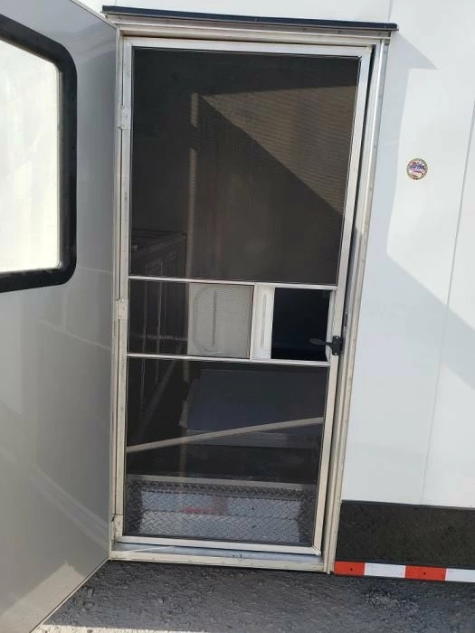 SLE Concessions 8.5' X 40' White Gooseneck Concession Food Trailer - Image 4