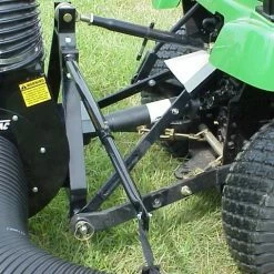 Trac Vac 856 Lawn Mower Bagger Vacuum 3 Point Hitch 13.5 Hp Briggs