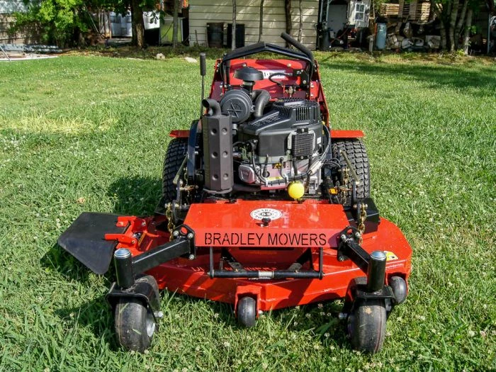 Havener Bradley 52SC-BS26 52" Stand On Compact Zero Turn Mower 26HP Vanguard - Image 4