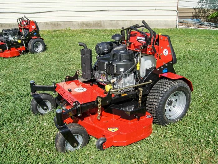 Havener Bradley 52SC-BS26 52" Stand On Compact Zero Turn Mower 26HP Vanguard - Image 5