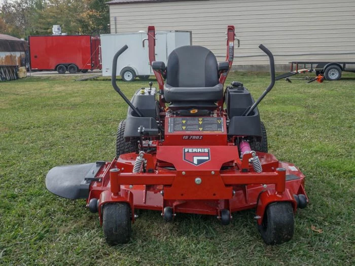 Ferris IS700Z 61" Zero Turn Mower (5901919) 27HP Briggs - Image 2