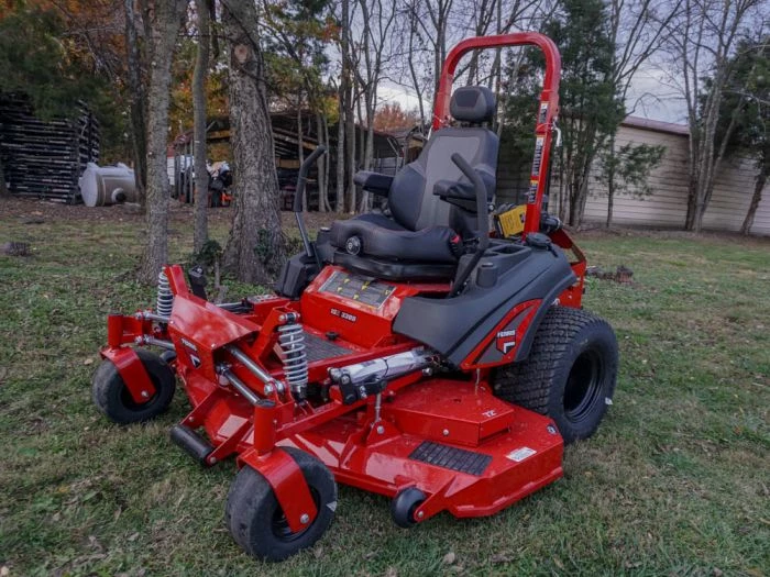 Ferris 5901872 ISX3300 72" Vanguard 40HP EFI ETC Zero Turn Mower - Image 4