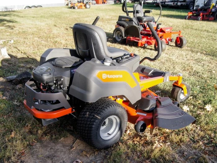 Husqvarna Z254 54" 26HP Kohler Zero Turn Lawn Mower - Image 6