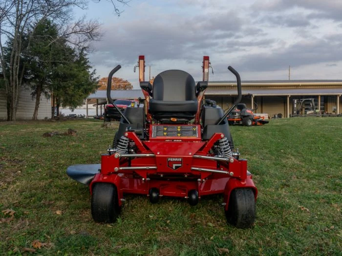 Ferris ISX800 52" (5902023) 27HP Briggs Zero Turn Mower - Image 2
