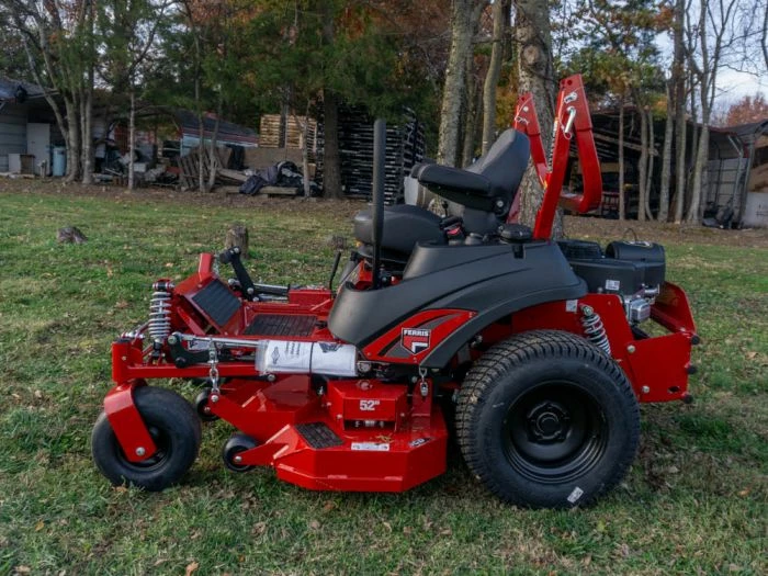 Ferris ISX800 52" (5902023) 27HP Briggs Zero Turn Mower - Image 4