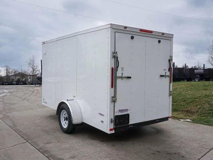 SLE Enclosed Trailers 6'x12' White Enclosed V-Nose Trailer With Diamond Plate Floor Storage - Image 5