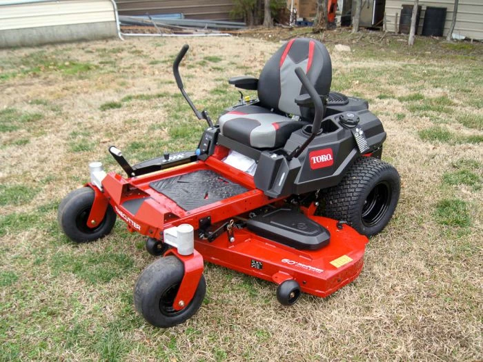 Toro 75762 TimeCutter 60" Zero Turn Mower 24HP Kohler - Image 4