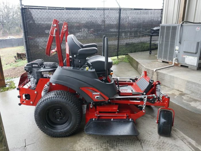 Ferris 5902018 ISX800 52" Zero Turn Mower 24HP Kawasaki - Image 6