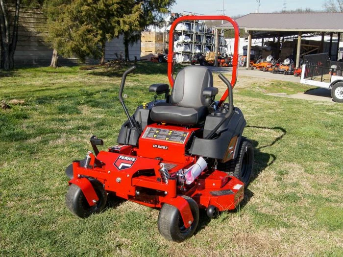 Ferris 5902109 52" IS600 Zero Turn Mower 25HP Briggs - Image 4
