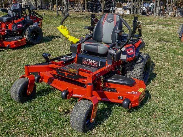 Toro 76601 Titan MAX 60" Zero Turn Mower 26HP Kohler - Image 3