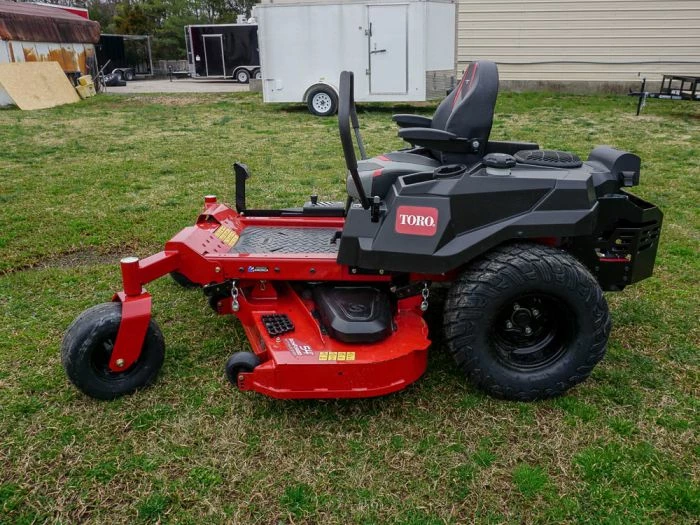 Toro 75305 Titan 54" Zero Turn Mower 26HP Kohler Engine - Image 4