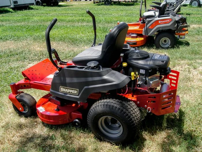 Snapper (2691651) 360Z 42" Zero Turn Mower 23HP Briggs Engine - Image 4