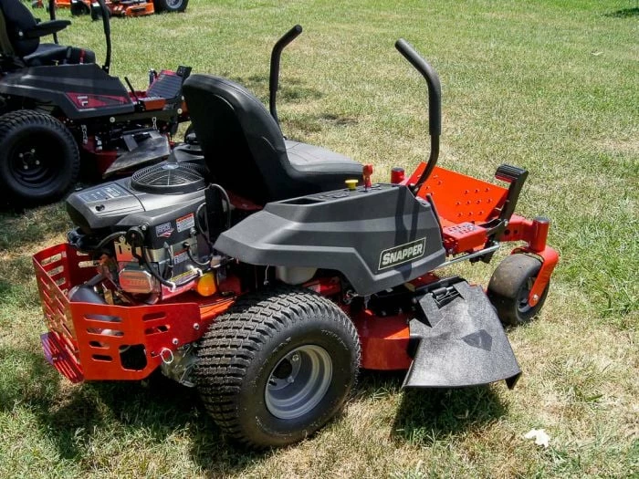 Snapper (2691651) 360Z 42" Zero Turn Mower 23HP Briggs Engine - Image 6