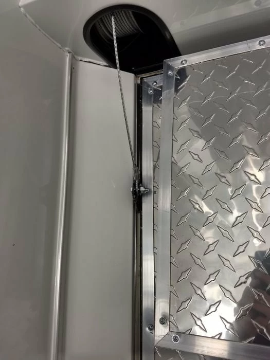 SLE Enclosed Trailers Enclosed Trailer 8.5' X 26' Black Race Ready Tandem 5,200lb Axles Storage - Image 6