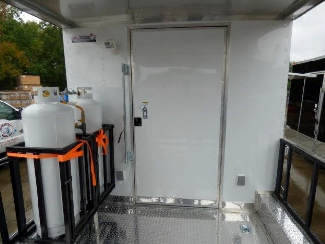 SLE Concessions 8.5' X 28' Concession Trailer White With Appliances - Image 3
