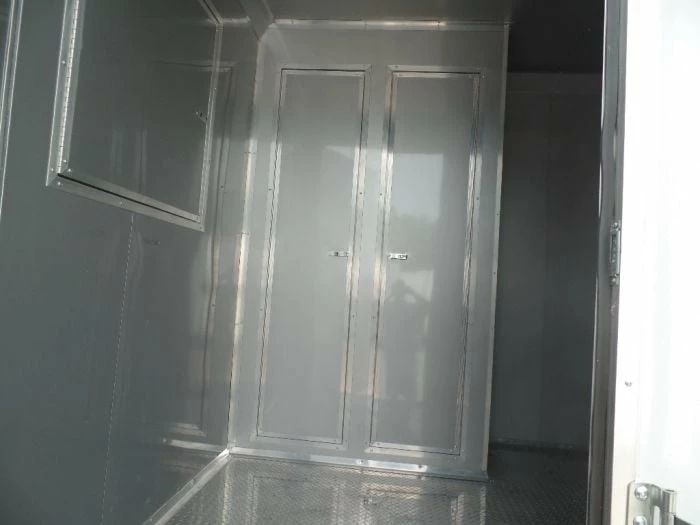 SLE Concessions 8.5' X 34' Gooseneck Concession Enclosed Food Event Trailer - Image 3