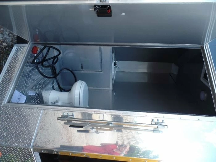 SLE Concessions 8.5' X 20' Concession Food Trailer Black With Appliances - Image 4