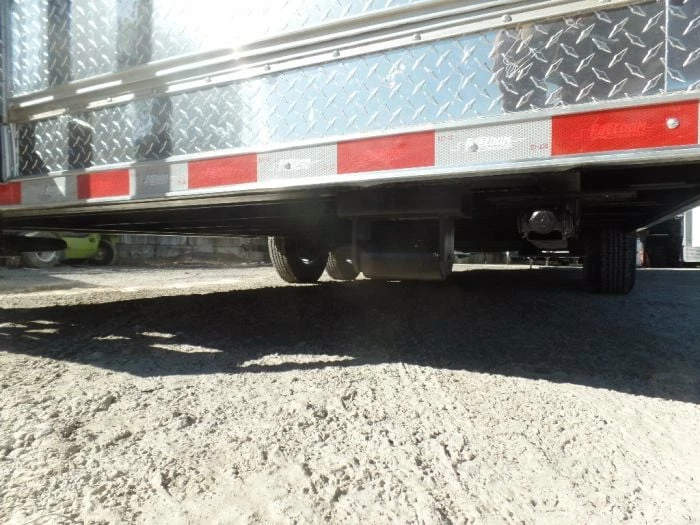 SLE Concessions 8.5' X 32' White Fully Enclosed Food Concession Trailer - Image 6